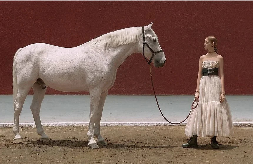 Fashion and editorial photography in Mexico City by Paola Vivas
